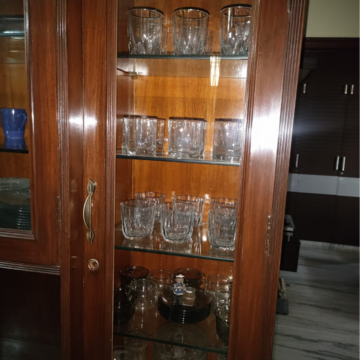 Furnished Amenities in 3 BHK Builder Floor at Chittaranjan Park – for Rent