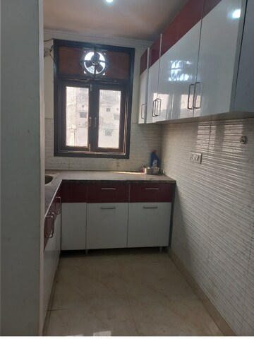 Bathroom in 2 BHK Builder Floor at Sector 37 – for Rent