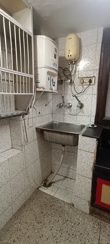 Kitchen in 2.5 BHK Builder Floor at Kalkaji – for Rent