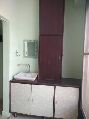 Furnished Amenities in 3 BHK Apartment at Ramamurthy Nagar – for Rent