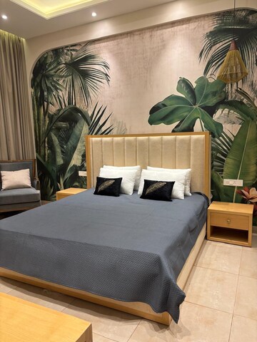 Bedroom in 4 BHK Apartment at Khan Market – for Sale