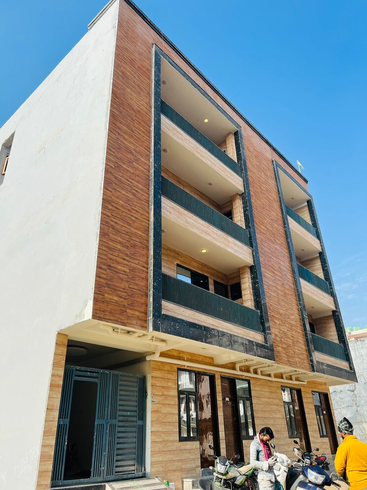 Exterior View, bhajanpura 3 Bedroom 850 Sq.Ft. Builder Floor In Bhajanpura Delhi 8375529