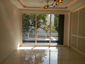 Balcony in 4 BHK Builder Floor at DLF Garden City Independent Floors, Sector 92 – for Rent