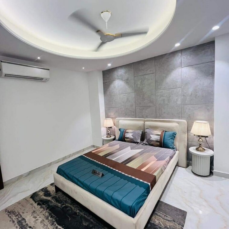Bedroom, ansal-api-versalia 4 Bedroom 300 Sq.Yd. Builder Floor In Sector 67a Gurgaon 8375540