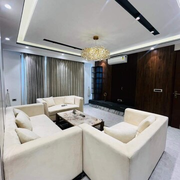 Team Area in 4 BHK Builder Floor at Ansal API Versalia, Sector 67a – for Sale