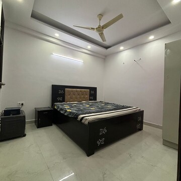 Bedroom in 2 BHK Apartment at Chattarpur – for Rent