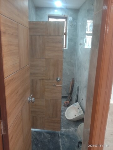 Bathroom in 2 BHK Builder Floor at Sector 43 – for Sale