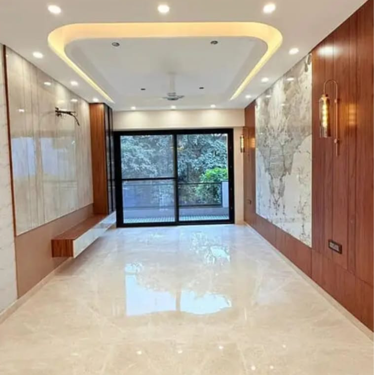 4 BHK + Pooja Room,Servant Room 350 Sq.Yd. Builder Floor in Ansal API Esencia