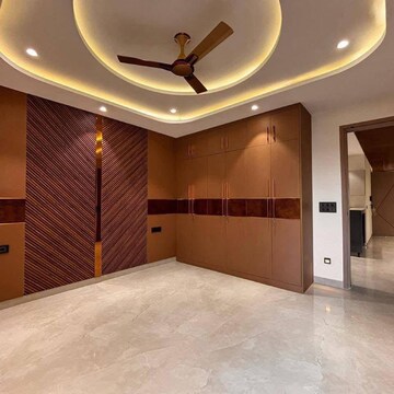 Room in 4 BHK Builder Floor at Ansal API Esencia, Sector 67 – for Sale