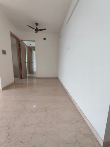 Room in 2 BHK Apartment at Sheth Irene, Malad West – for Rent
