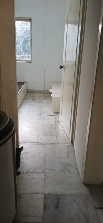 2 BHK Apartment For Rent in Silver Sand CHS, Andheri West