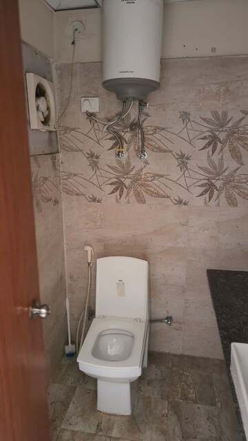 Bathroom in 1 BHK Apartment at Paramount Golfforeste, Zeta I Greater Noida – for Rent