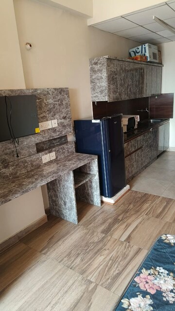 1 BHK Apartment For Rent in Paramount Golfforeste, Zeta I Greater Noida