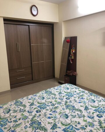 Bedroom in 2 BHK Apartment at K Raheja Vihar, Powai – for Rent