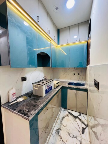 Kitchen in 1 BHK Builder Floor at Kashmiri Gate – for Sale