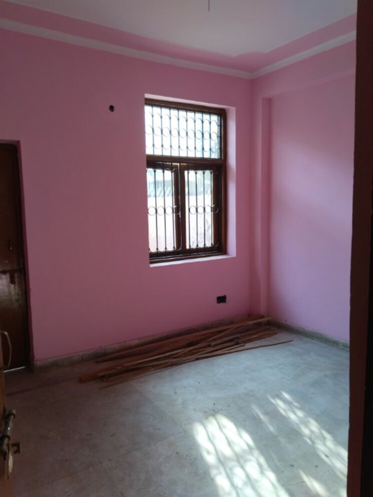 Room, delta i greater noida 2 Bedroom 120 Sq.Mt. Independent House In Delta I Greater Noida Greater Noida 8375626