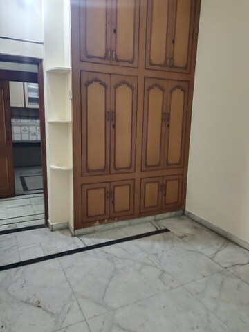 2.5 BHK Builder Floor For Rent in Krishna Nagar Delhi  8375740