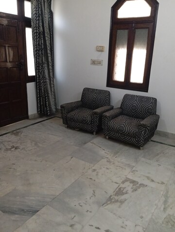 Kitchen in 2.5 BHK Builder Floor at Krishna Nagar – for Rent