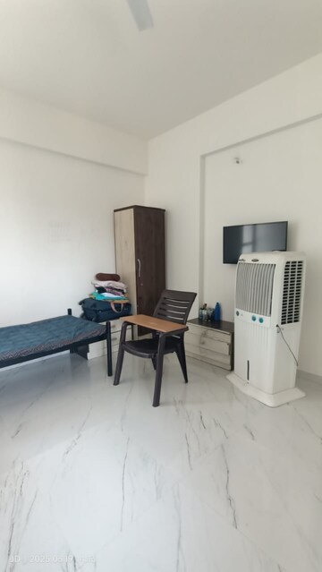 Team Area in 3 BHK Apartment at Mohammadwadi – for Rent