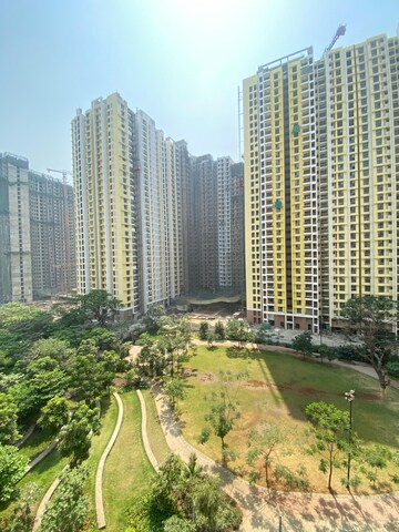 2 BHK Apartment For Rent in Runwal Gardens Phase 2, Dombivli East