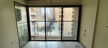 Room in 3 BHK Apartment at K Raheja Vistas, Andheri East – for Rent