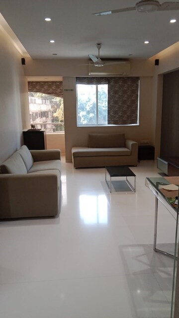 Living Room in 2 BHK Apartment at Sahakar Niwas, Tardeo – for Rent
