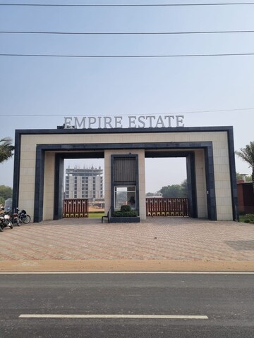 Parking in 2 BHK Apartment at Vardhman Empire Estate, Mahapura – for Sale