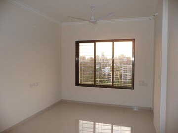 Room in 2 BHK Apartment at Karwa Om Hemgiri, Borivali East – for Rent