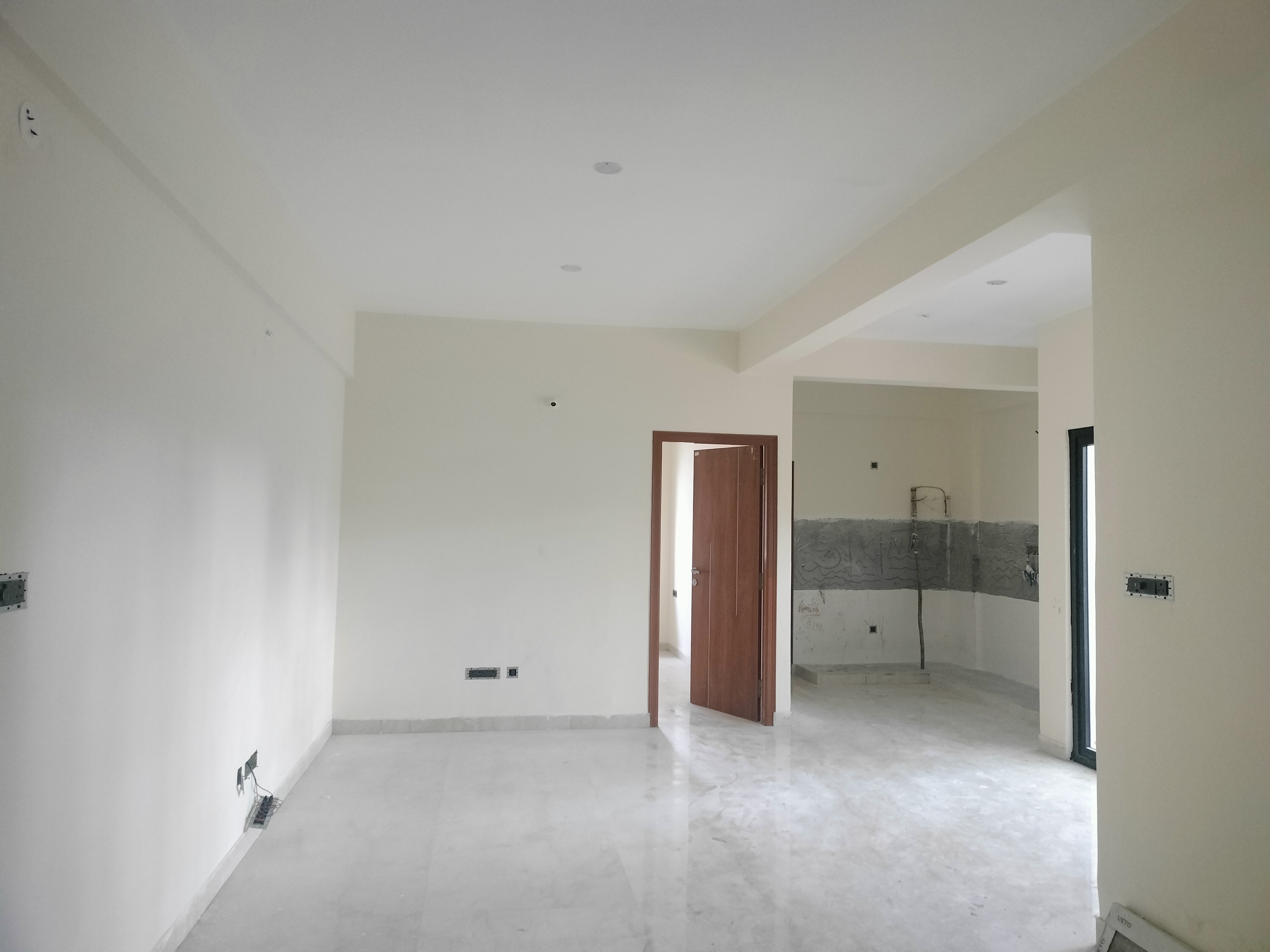 2 BHK Apartment For Sale in Ln Prapertey 