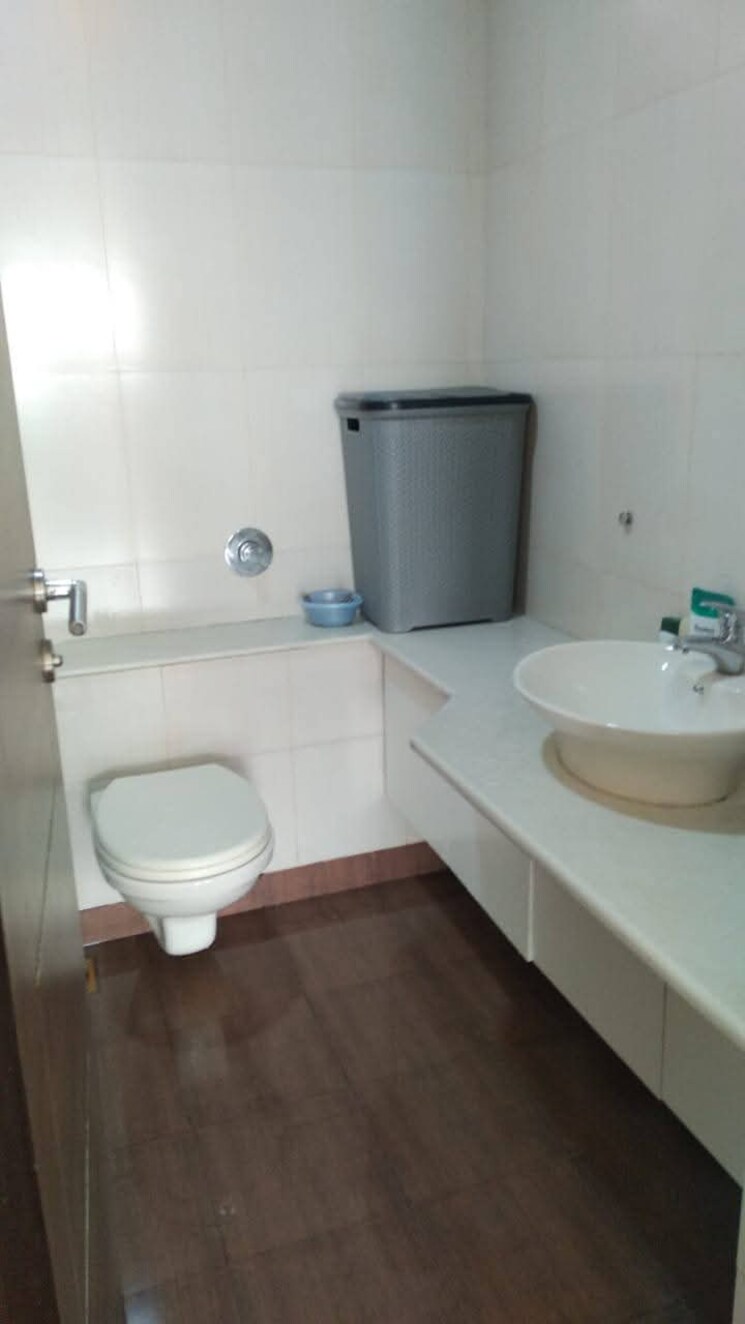 Bathroom, terraform-inez-tower 2 Bedroom 830 Sq.Ft. Apartment In Mahim East Mumbai 8376151