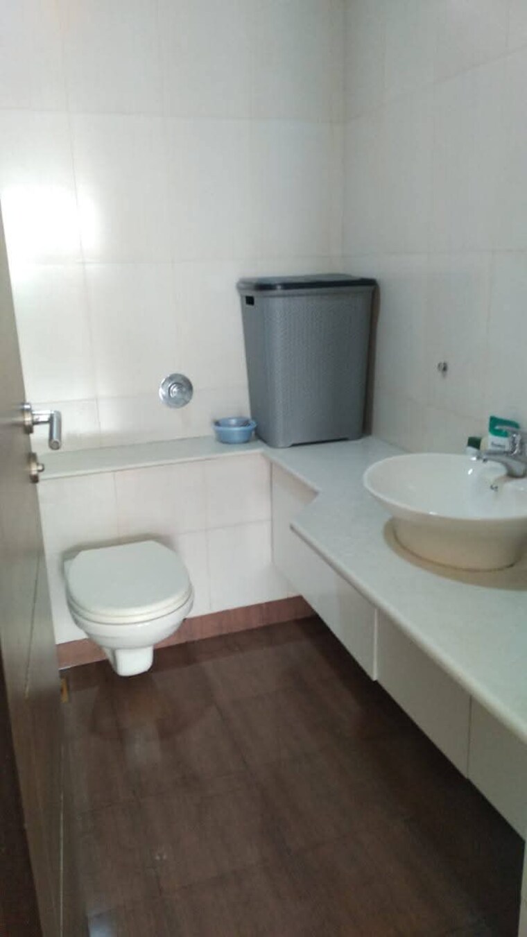 Bathroom, terraform-inez-tower 2 Bedroom 830 Sq.Ft. Apartment In Mahim East Mumbai 8376151