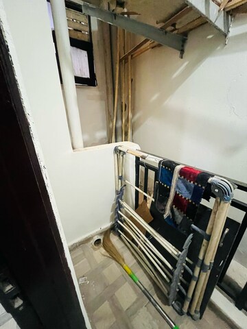 Furnished Amenities in 2 BHK Builder Floor at Paryavaran Complex – for Rent