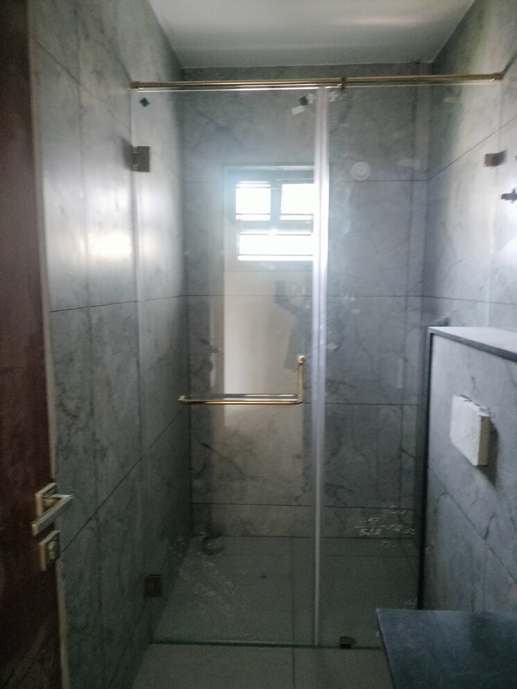 Bathroom, indiranagar 3 Bedroom 1600 Sq.Ft. Apartment In Indiranagar Bangalore 8376158