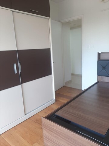 Room in 2 BHK Apartment at Kalpataru Aura, Ghatkopar West – for Sale