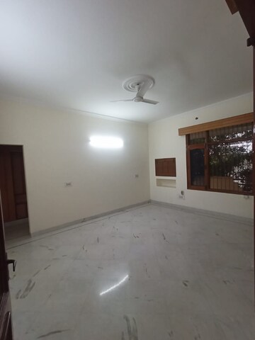 Bedroom in 3.5 BHK Builder Floor at Sector 12 Panchkula – for Rent