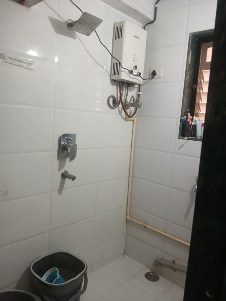 Bathroom, hakimi-chs 1 RK 300 Sq.Ft. Apartment In Goregaon West Mumbai 8376233