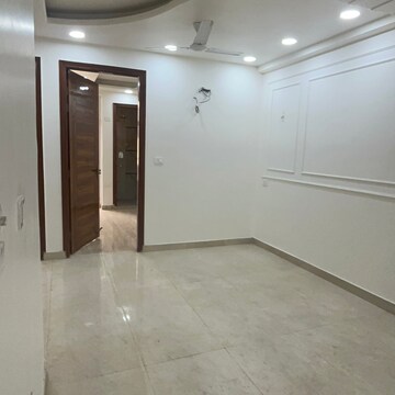 Room in 3 BHK Builder Floor at Chattarpur – for Rent