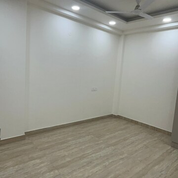 Room in 3 BHK Builder Floor at Chattarpur – for Rent