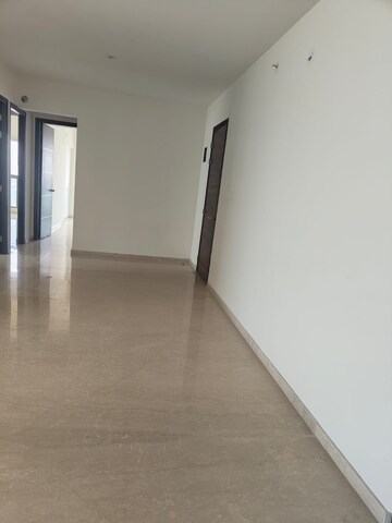 Room in 3 BHK Apartment at Rajesh Raj Infinia, Malad West – for Rent