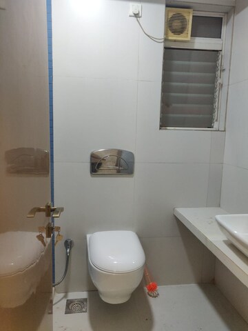 Bathroom in 4 BHK Apartment at Suchidham Complex, Goregaon East – for Rent