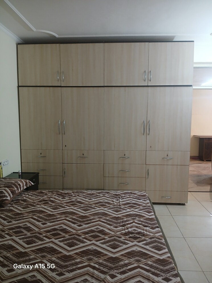 Room, vip road 3 Bedroom 1730 Sq.Ft. Apartment In Vip Road Zirakpur 8376327