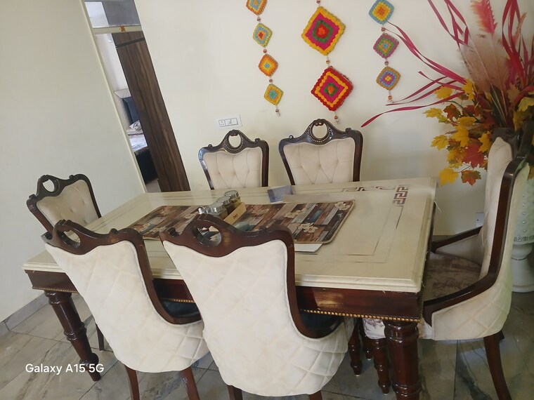 Living Room, vip road 3 Bedroom 1730 Sq.Ft. Apartment In Vip Road Zirakpur 8376327