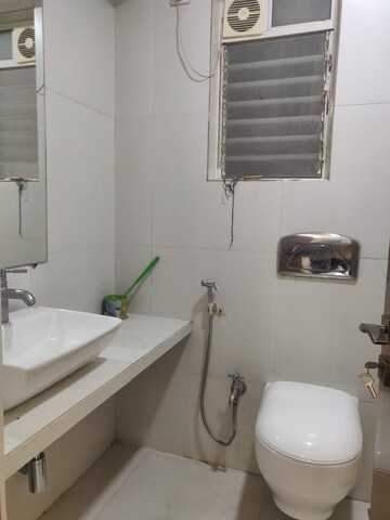 Bathroom in 4 BHK Apartment at Suchidham Complex, Goregaon East – for Rent