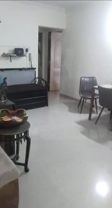 Living Room in 4 BHK Apartment at Suchidham Complex, Goregaon East – for Rent