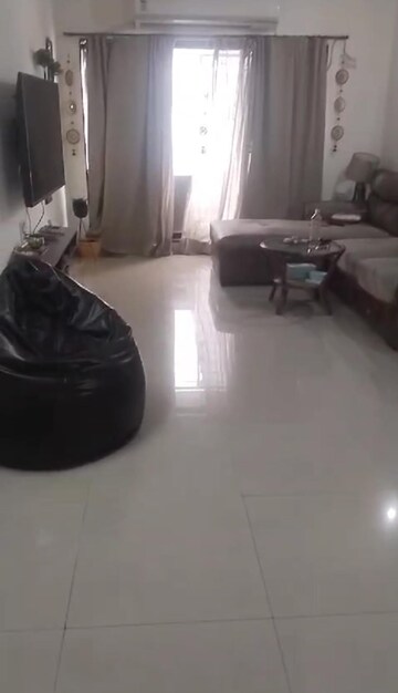 Living Room in 4 BHK Apartment at Suchidham Complex, Goregaon East – for Rent
