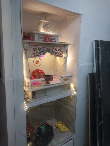  2 BHK Apartment at Paschim Vihar – for Rent