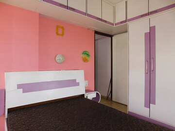 Room in 1 BHK Apartment at Shell Colony, Chembur – for Rent