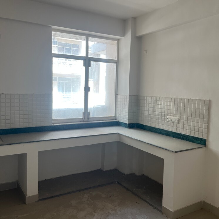 Kitchen, signature-the-serenas 2 Bedroom 531 Sq.Ft. Apartment In Sohna Sector 33 Gurgaon 8376578