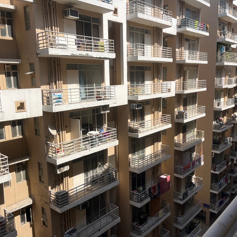 Exterior View, signature-the-serenas 2 Bedroom 531 Sq.Ft. Apartment In Sohna Sector 33 Gurgaon 8376578