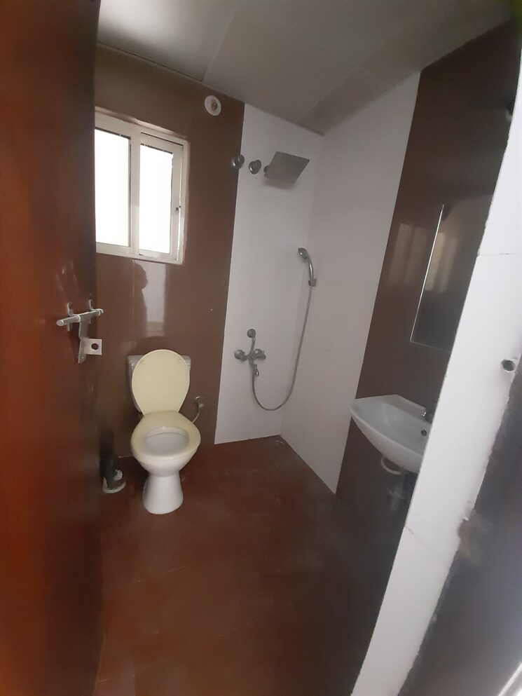 Attached Bathroom, sycon-one 2 Bedroom 1000 Sq.Ft. Apartment In Kaval Byrasandra Bangalore 8376569